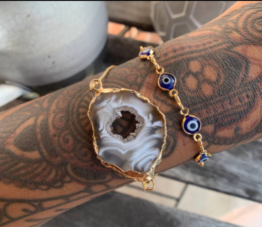 INNER STRENGTH AGATE CRYSTAL BRACELET - La Vidaa Bella